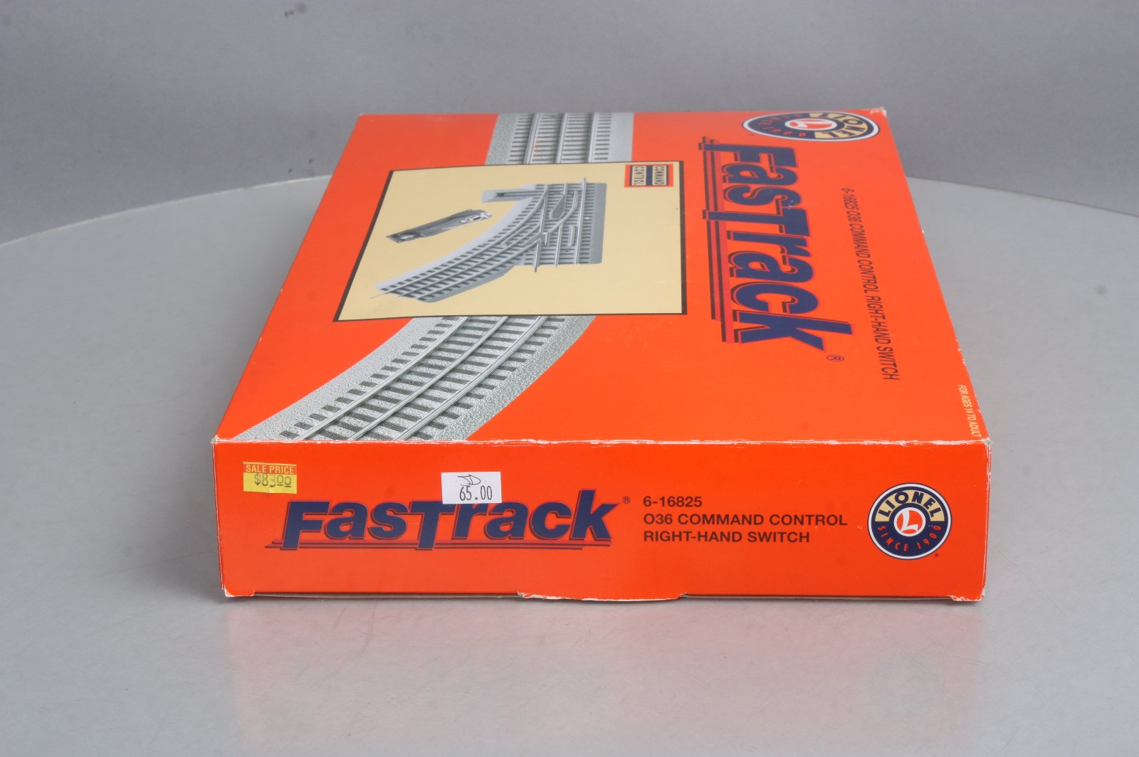 Lionel 6-16825 O36 FasTrack Command Right Hand Switch Turnout