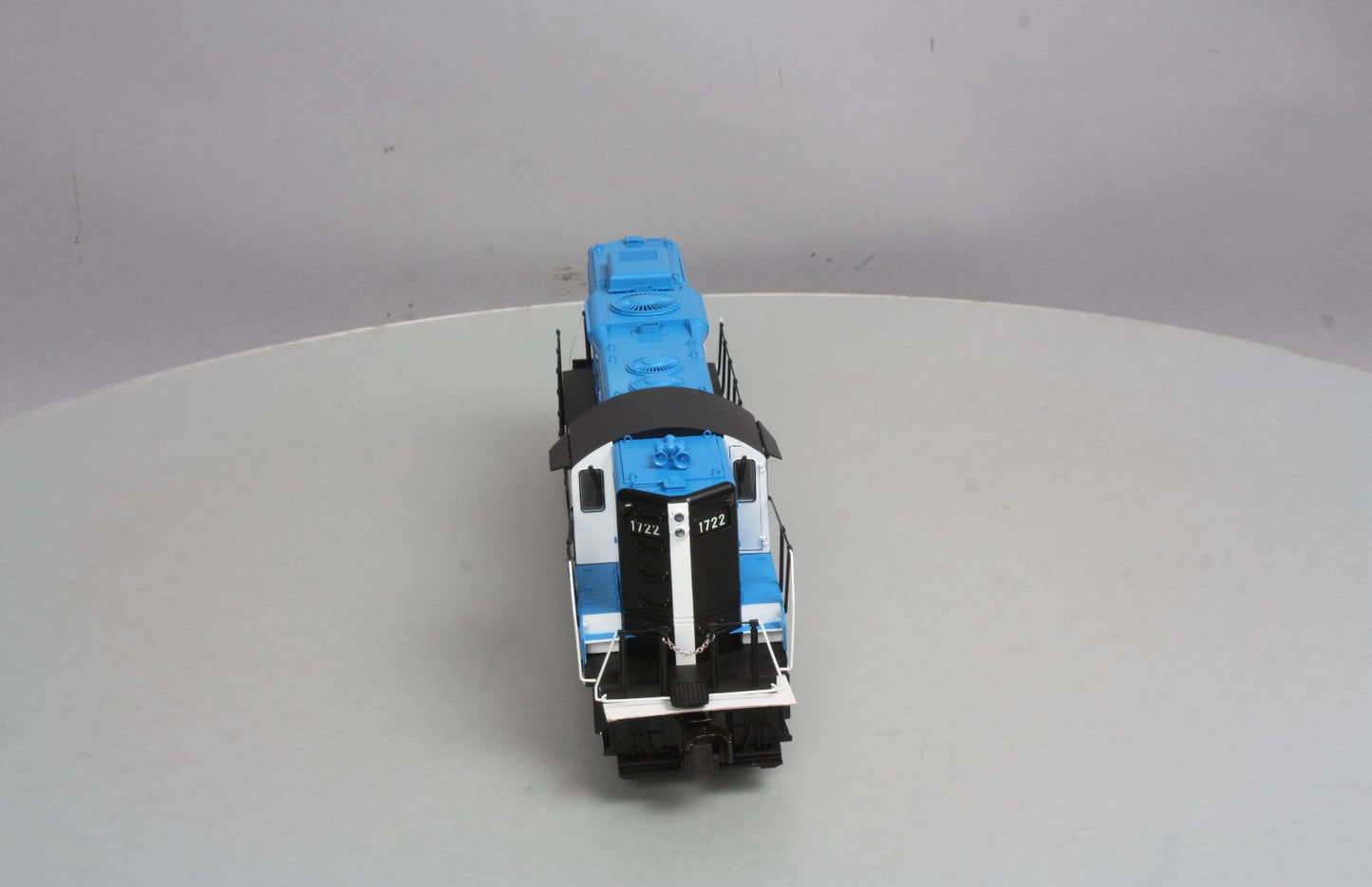 Lionel 6-38879 Boston & Maine Non-Powered GP9 Diesel Locomotive #1722