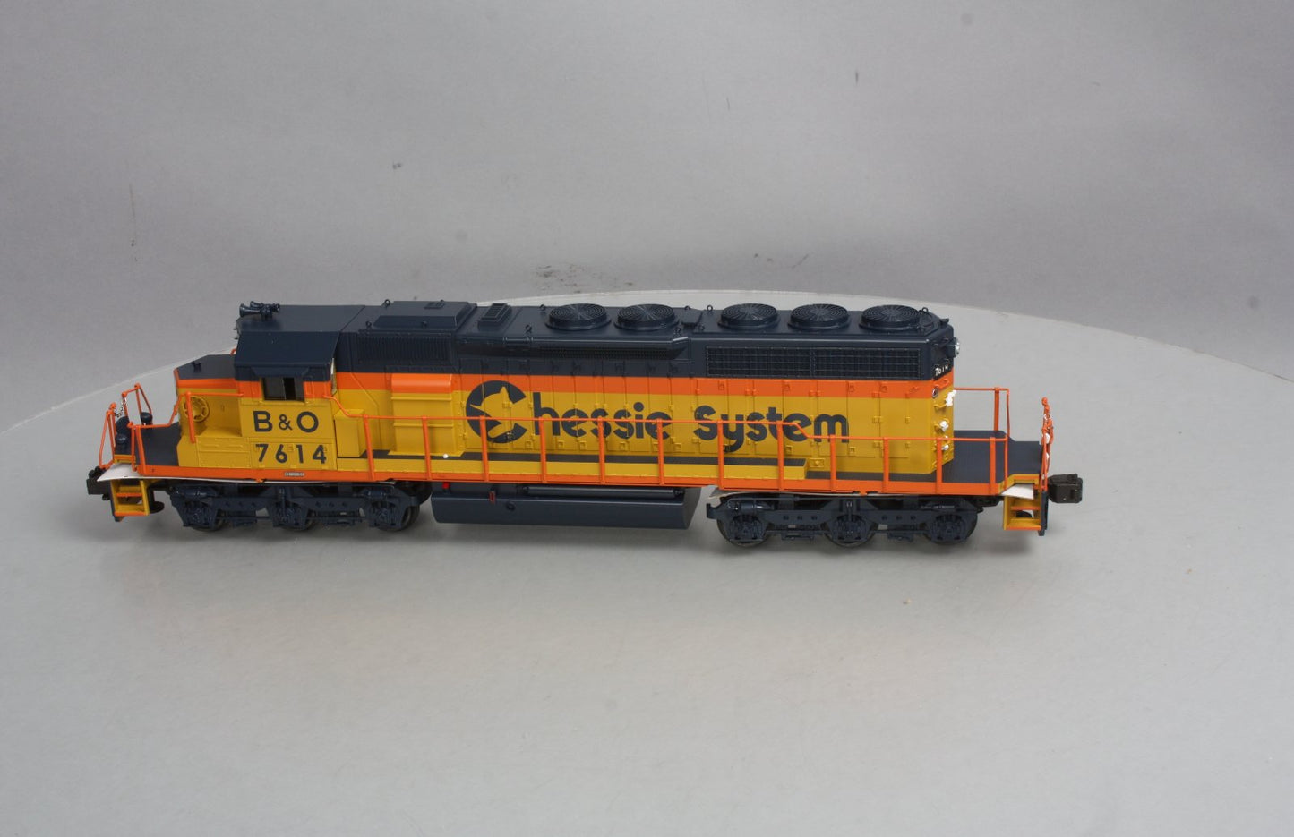 Lionel 6-38920 Chessie Non-Powered SD40-2 Diesel Locomotive #7614