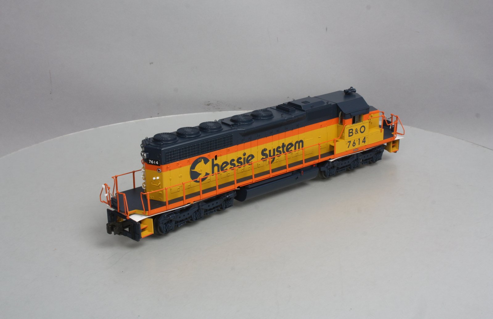 Lionel 6-38920 Chessie Non-Powered SD40-2 Diesel Locomotive #7614