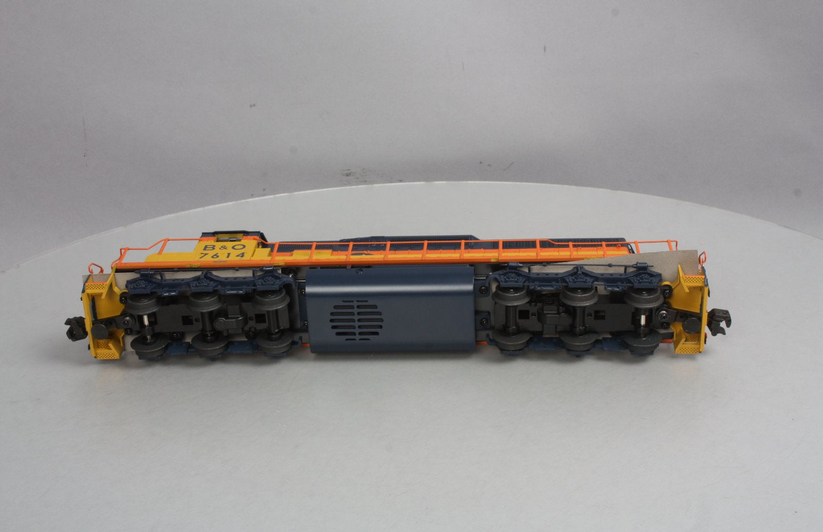 Lionel 6-38920 Chessie Non-Powered SD40-2 Diesel Locomotive #7614