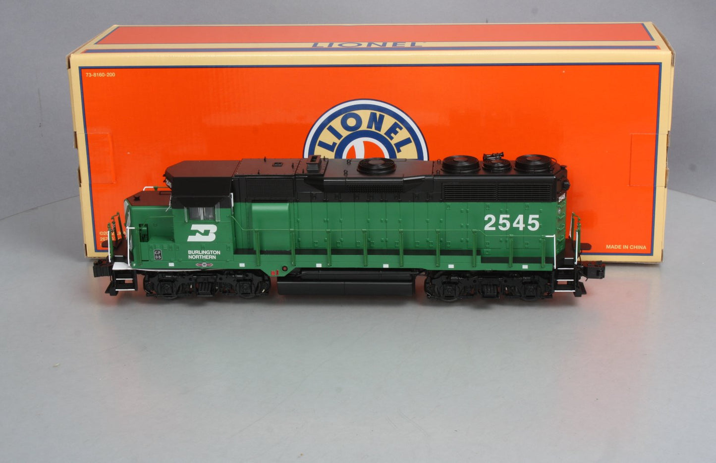 Lionel 6-39563 Burlington Northern Legacy GP35 Diesel Locomotive #2545