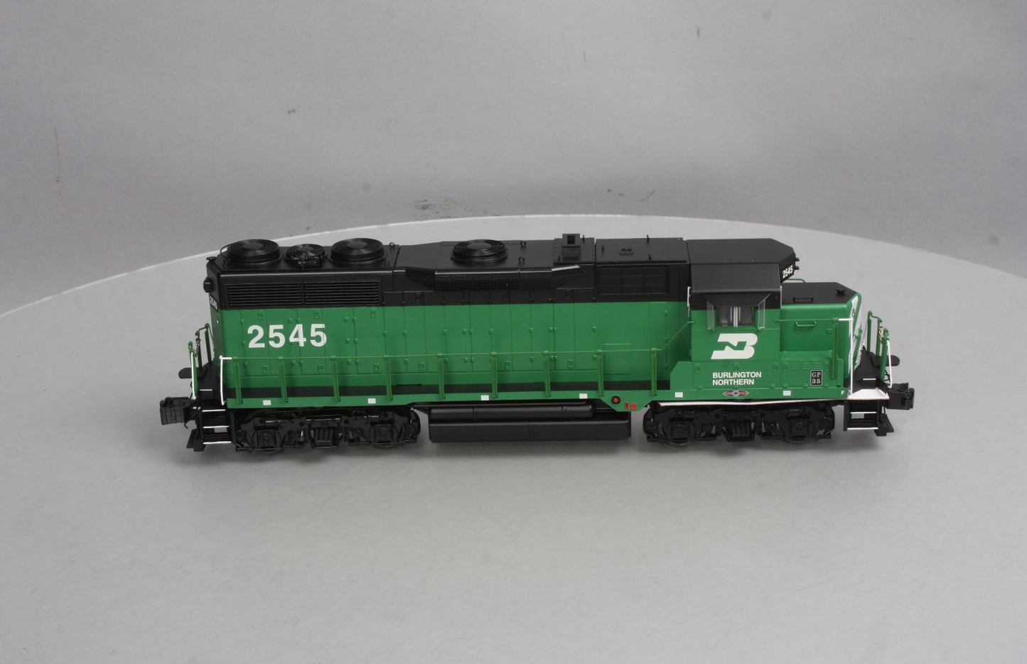 Lionel 6-39563 Burlington Northern Legacy GP35 Diesel Locomotive #2545