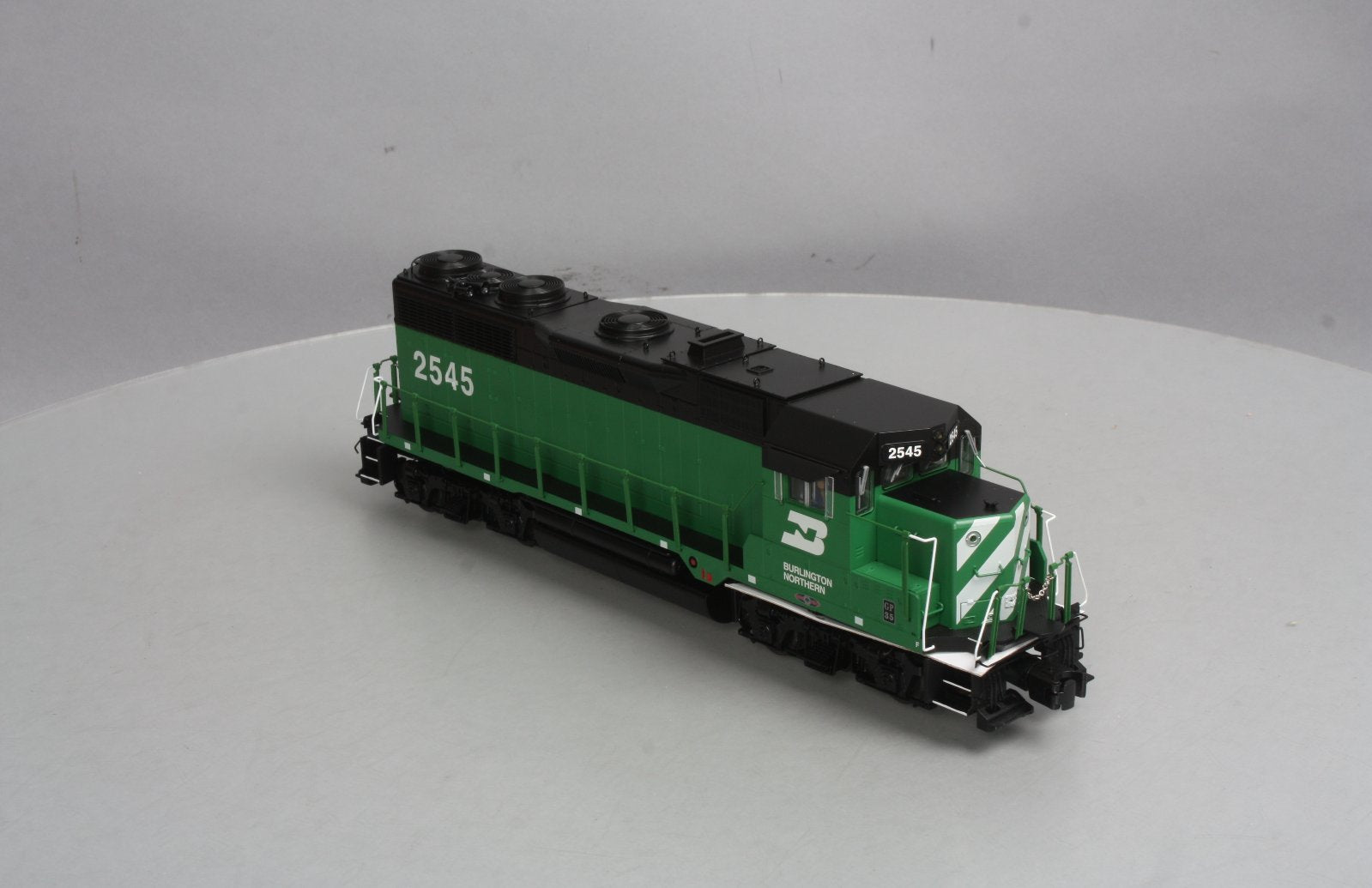 Lionel 6-39563 Burlington Northern Legacy GP35 Diesel Locomotive #2545
