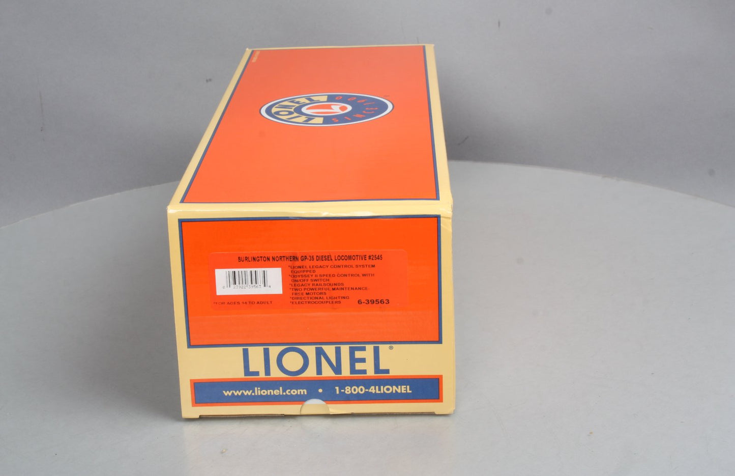 Lionel 6-39563 Burlington Northern Legacy GP35 Diesel Locomotive #2545