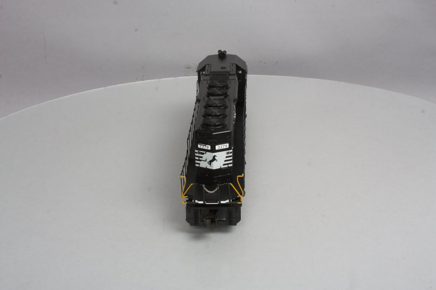 Lionel 6-38941 Norfolk Southern Non-Powered SD40-2 Diesel Locomotive #3379