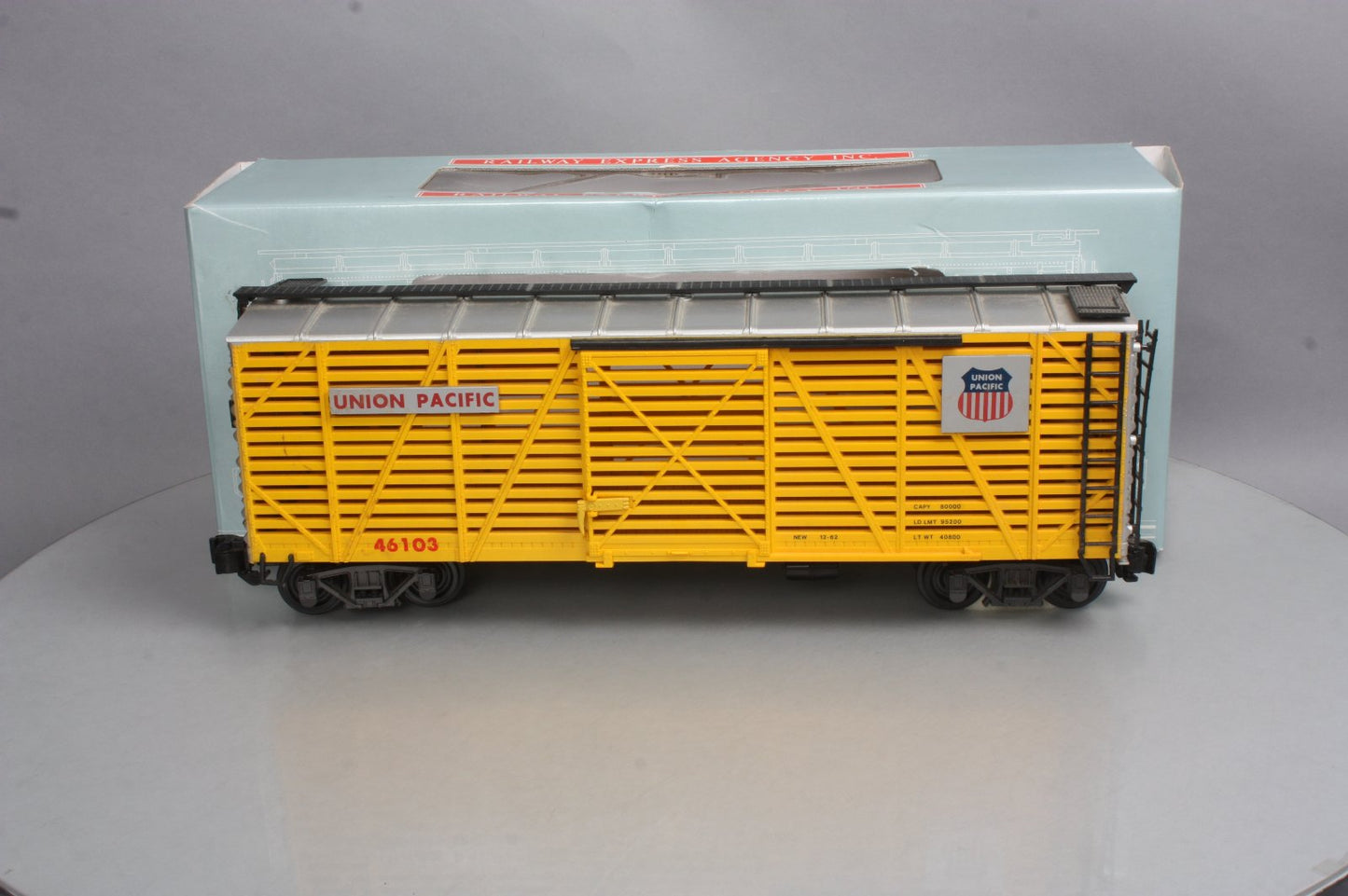 Aristo-Craft 46103 G Scale Union Pacific Stock Car