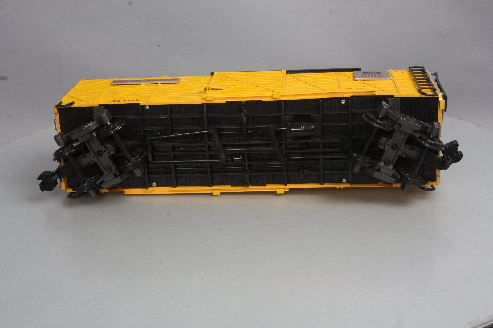 Aristo-Craft 46103 G Scale Union Pacific Stock Car