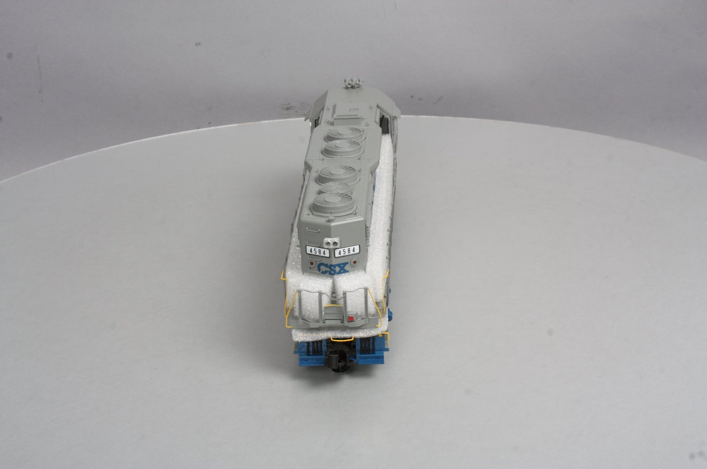 MTH 20-20019-3 CSX SD-35 Non-Powered Diesel Engine #4584