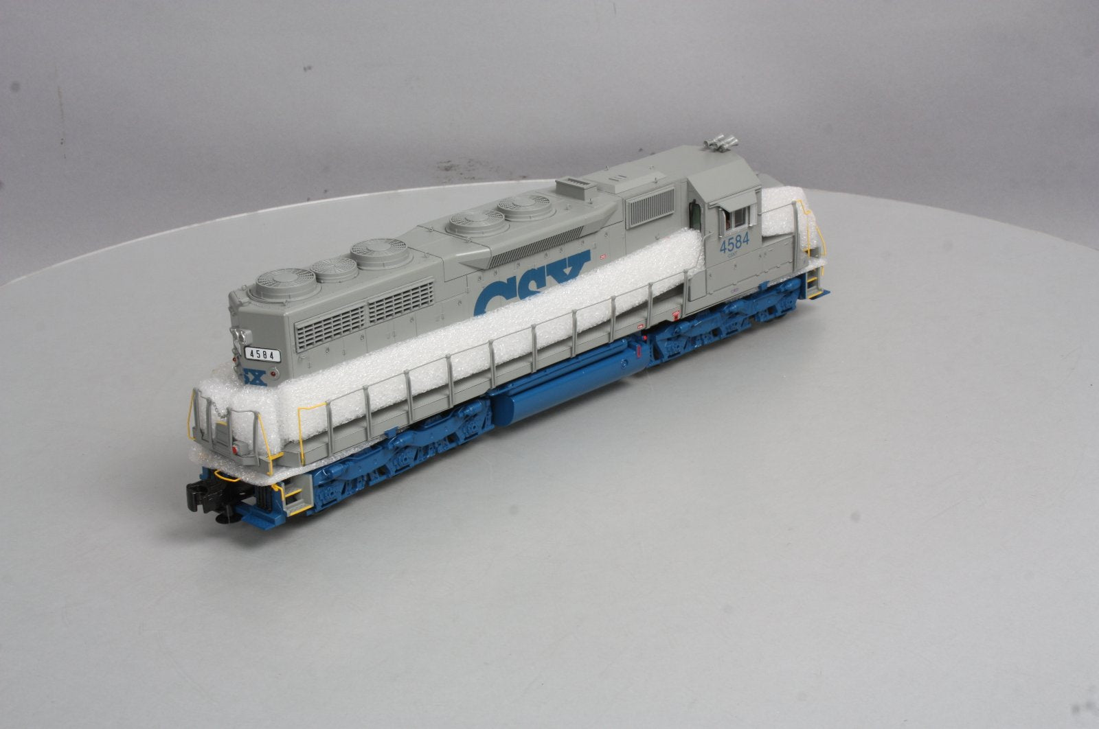 MTH 20-20019-3 CSX SD-35 Non-Powered Diesel Engine #4584