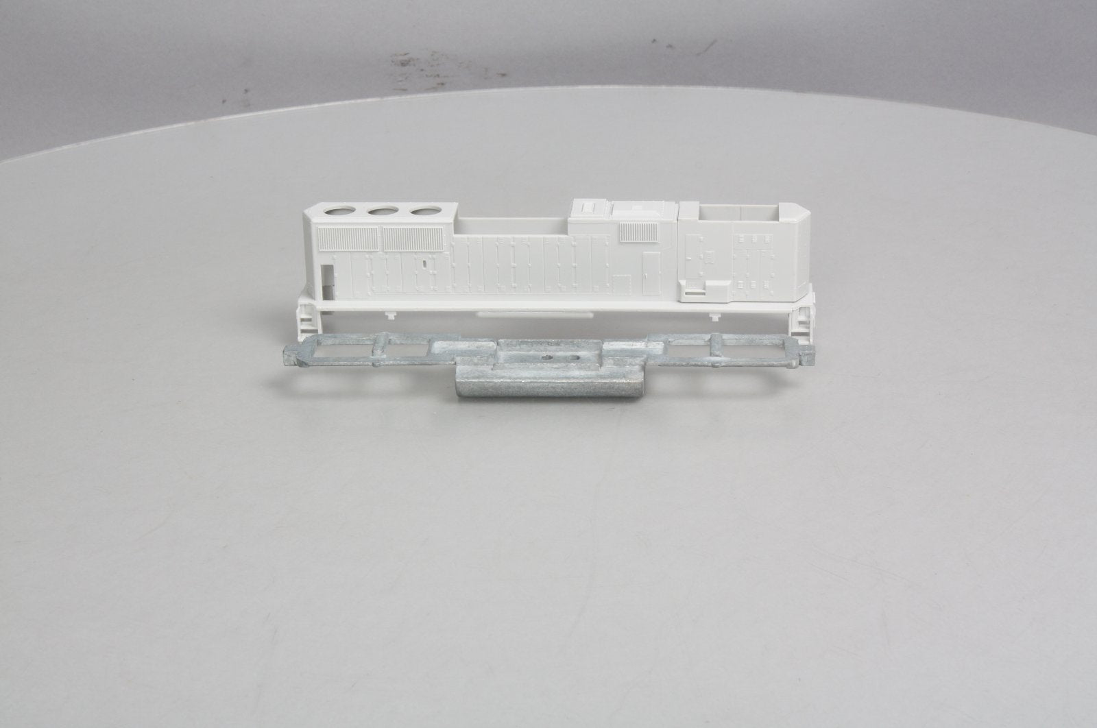 Rail Power GP60M HO Undecorated Chassis Shell Kit