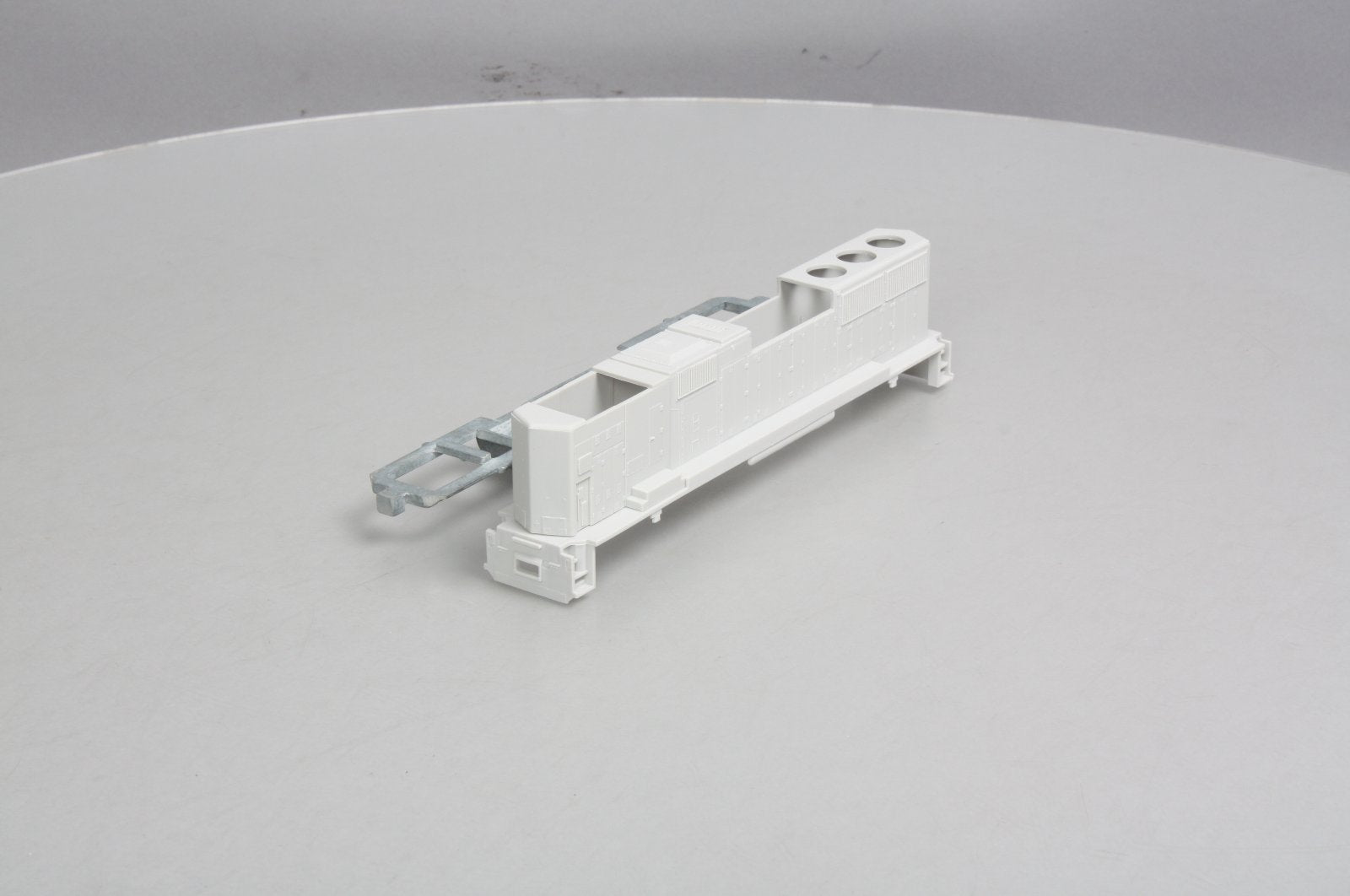 Rail Power GP60M HO Undecorated Chassis Shell Kit