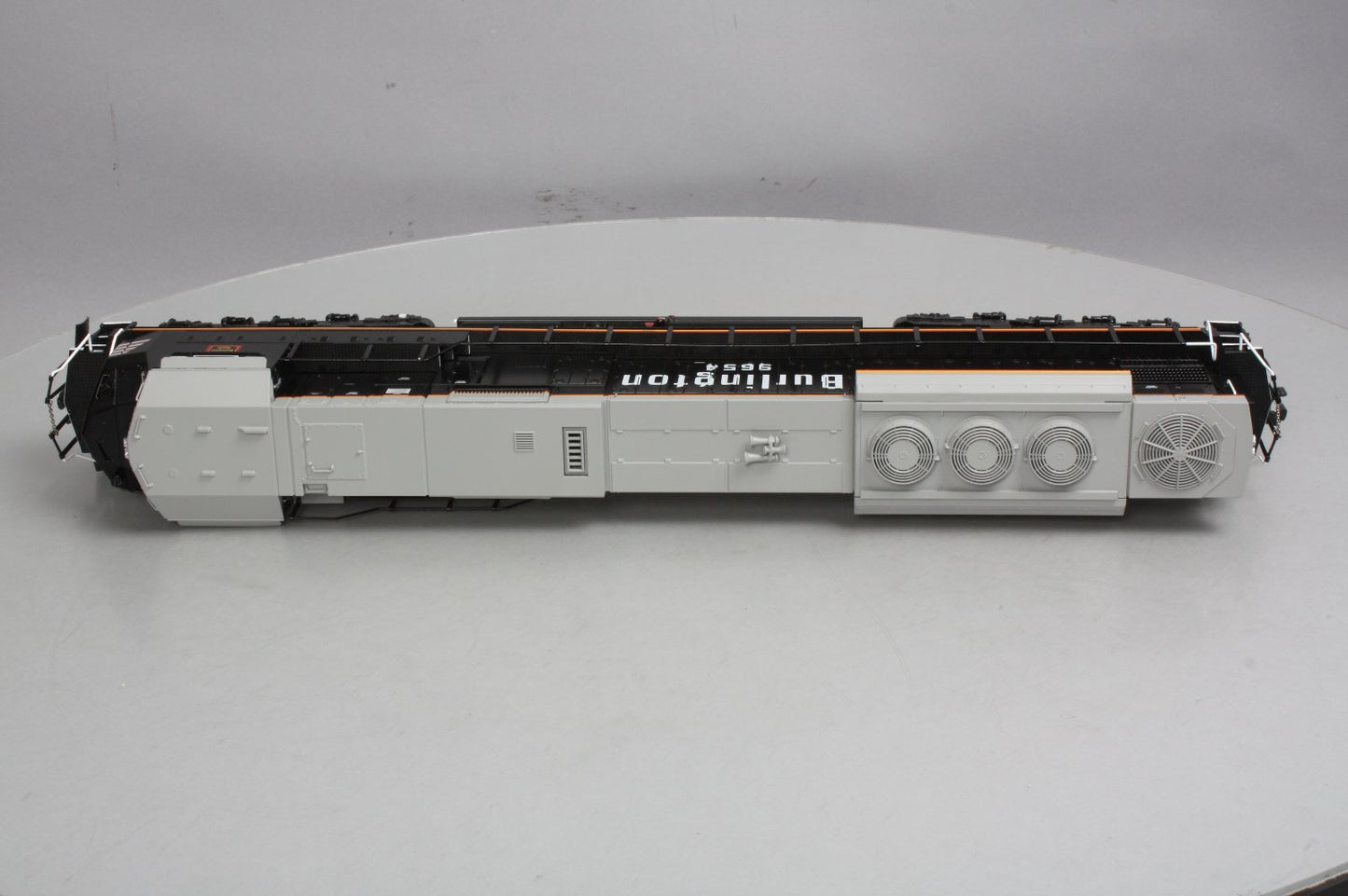 Lionel 6-38725 Burlington Legacy SD80MAC Diesel Locomotive #9654