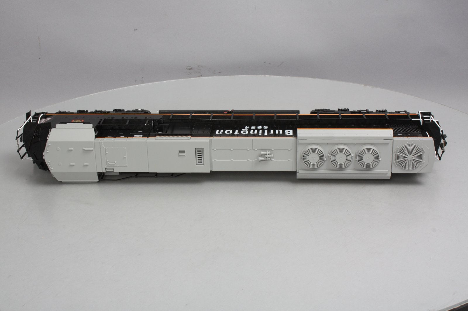 Lionel 6-38725 Burlington Legacy SD80MAC Diesel Locomotive #9654