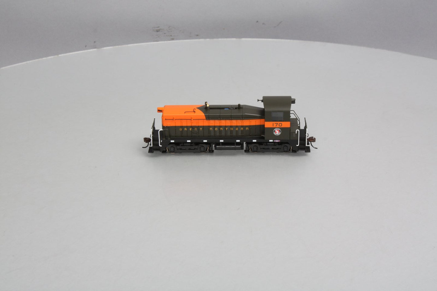 Broadway Limited 659 HO Great Northern Diesel EMD SW7 Phase II #170