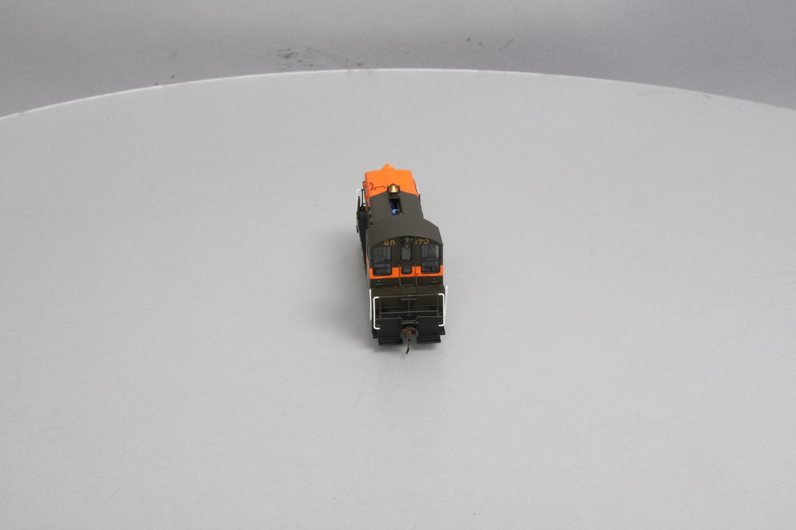 Broadway Limited 659 HO Great Northern Diesel EMD SW7 Phase II #170