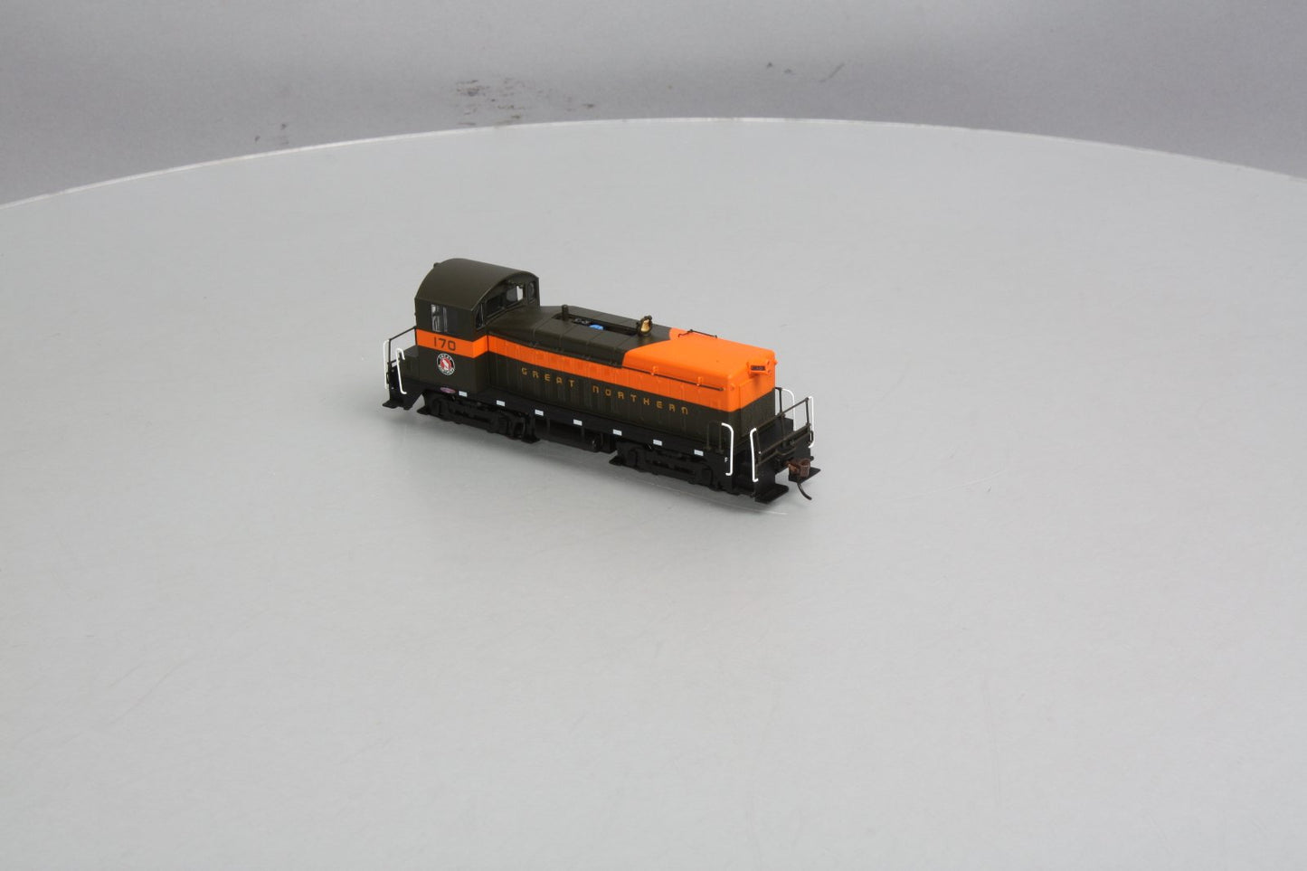Broadway Limited 659 HO Great Northern Diesel EMD SW7 Phase II #170