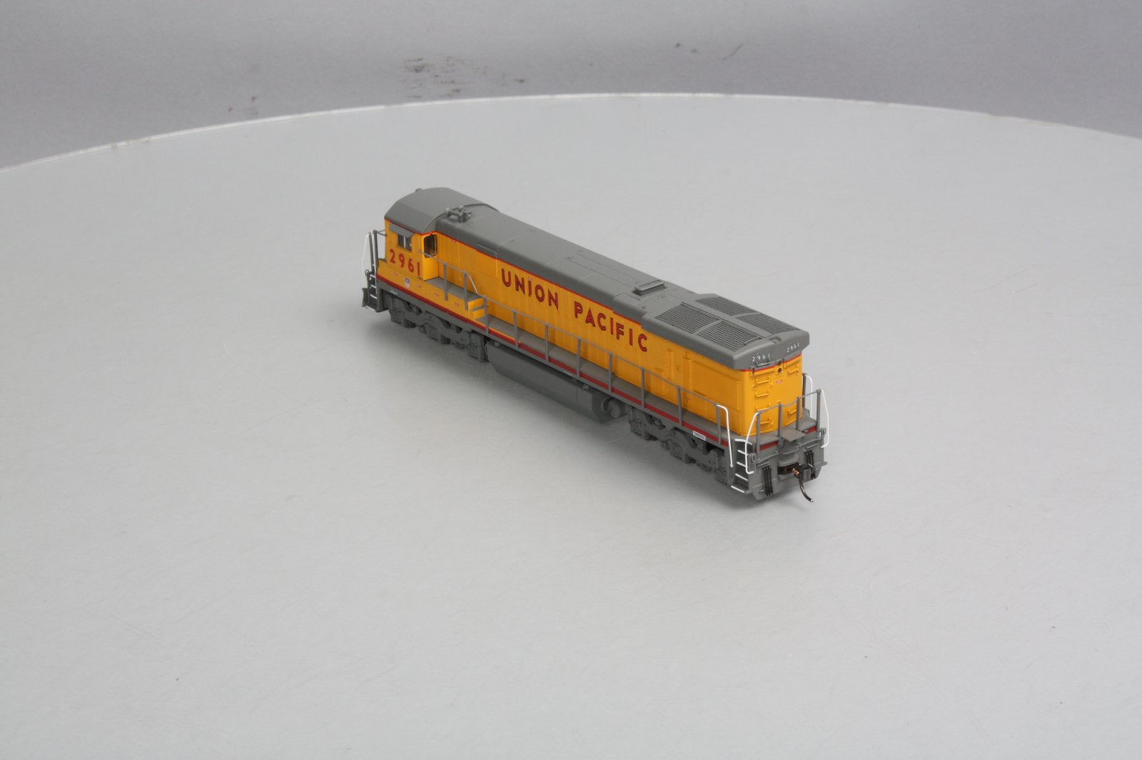 Broadway Limited 478 HO Union Pacific Diesel GE C30-7 with 4 Window Cab #2961