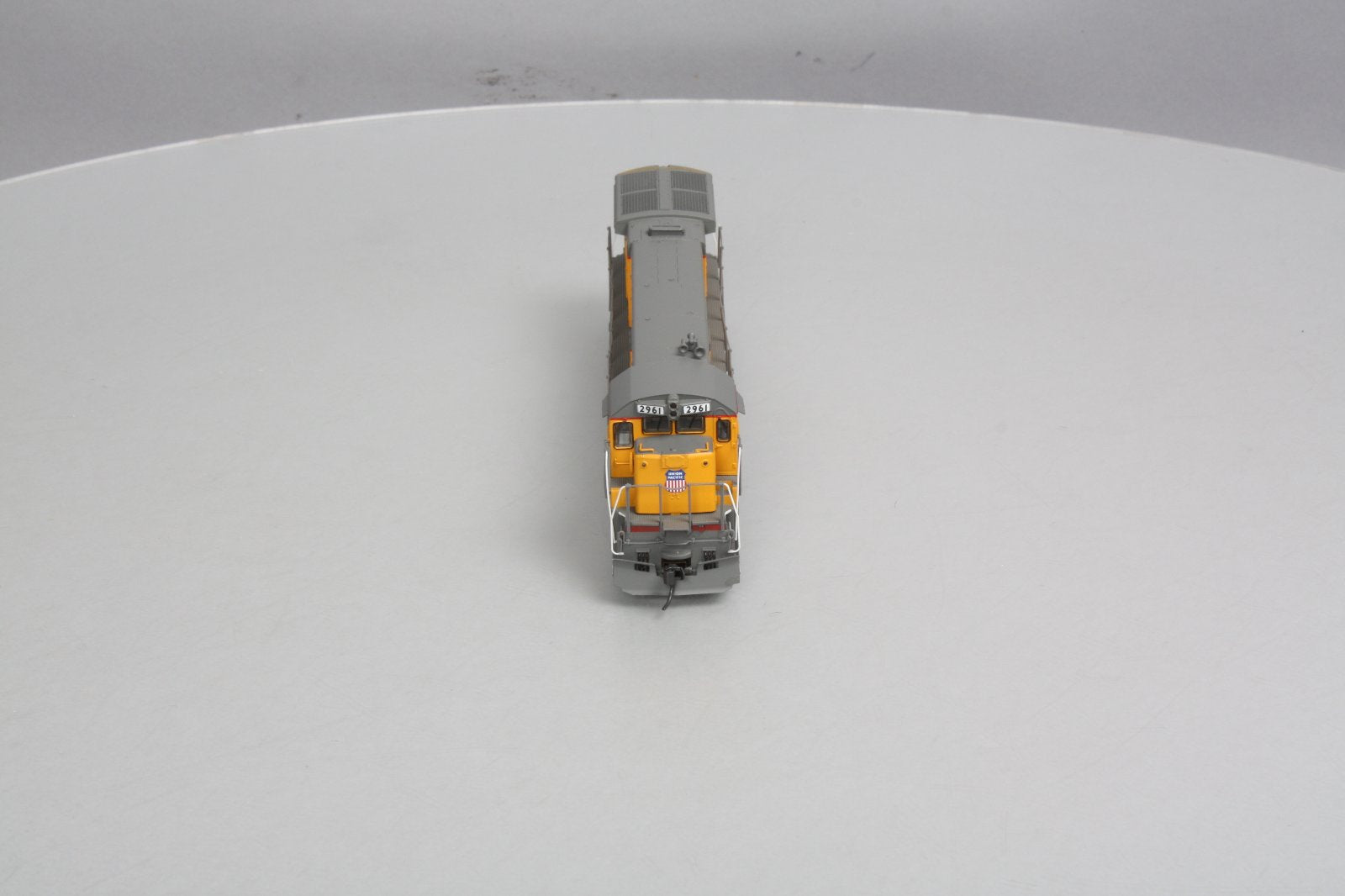 Broadway Limited 478 HO Union Pacific Diesel GE C30-7 with 4 Window Cab #2961