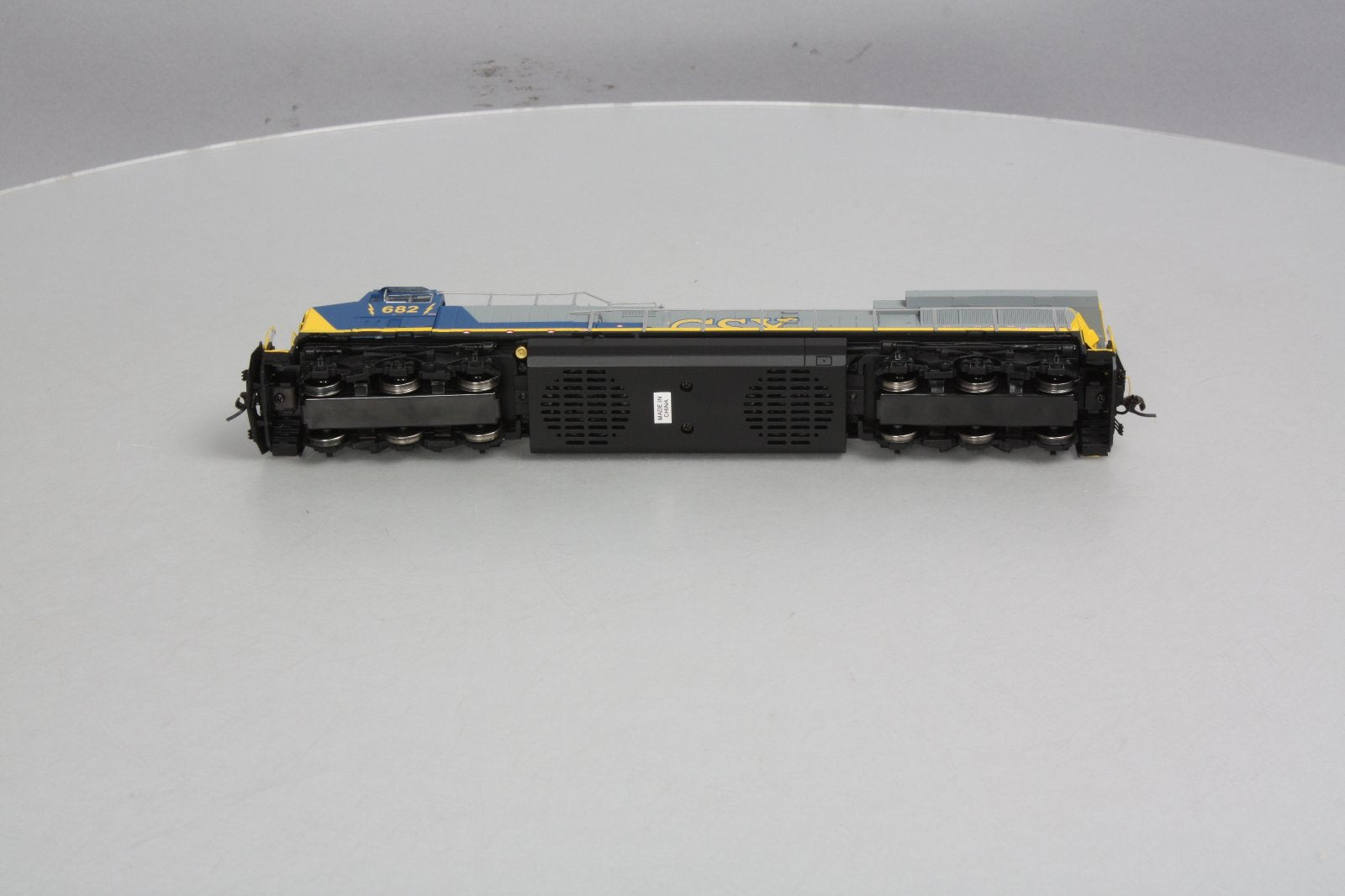 Broadway Limited 687 HO CSX Paragon™ Series Diesel GE AC6000CW #682 w/DCC