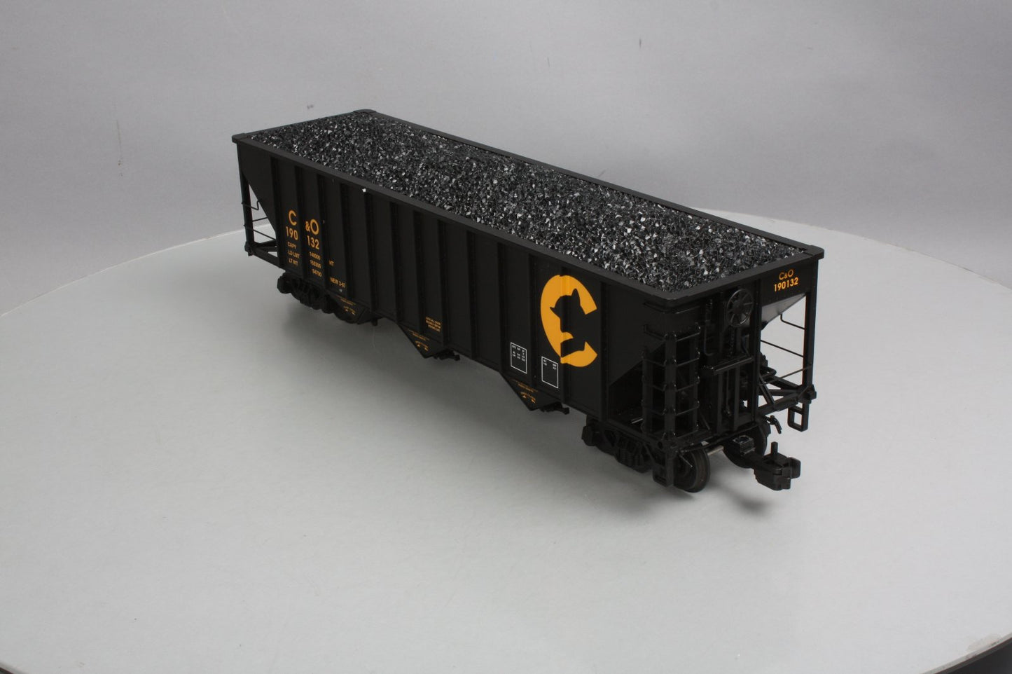 USA Trains 14013 G Chessie 70-Ton 3-Bay Coal Hopper - Metal Wheels