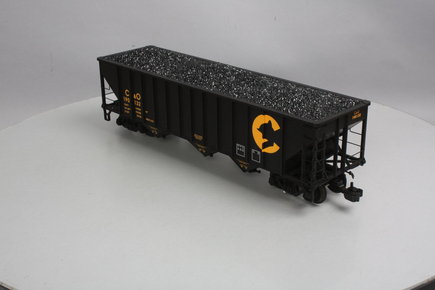 USA Trains 14013 G Chessie 70-Ton 3-Bay Coal Hopper - Metal Wheels