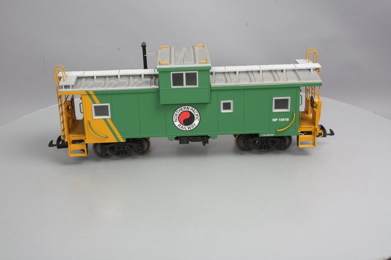 USA Trains R12118 G Northern Pacific Extended Vision Caboose