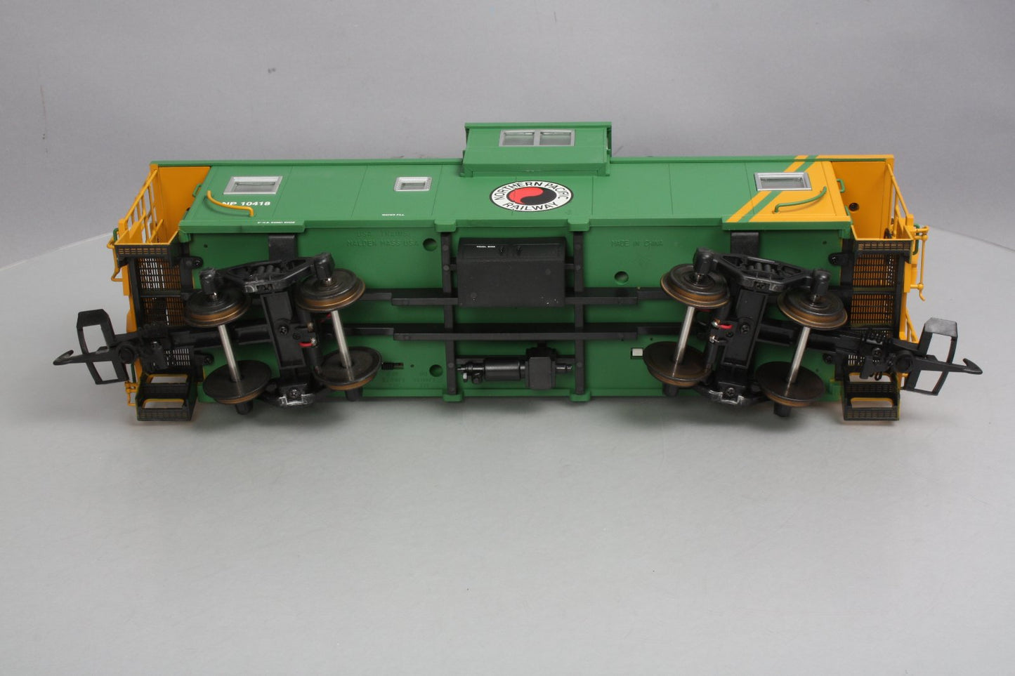 USA Trains R12118 G Northern Pacific Extended Vision Caboose
