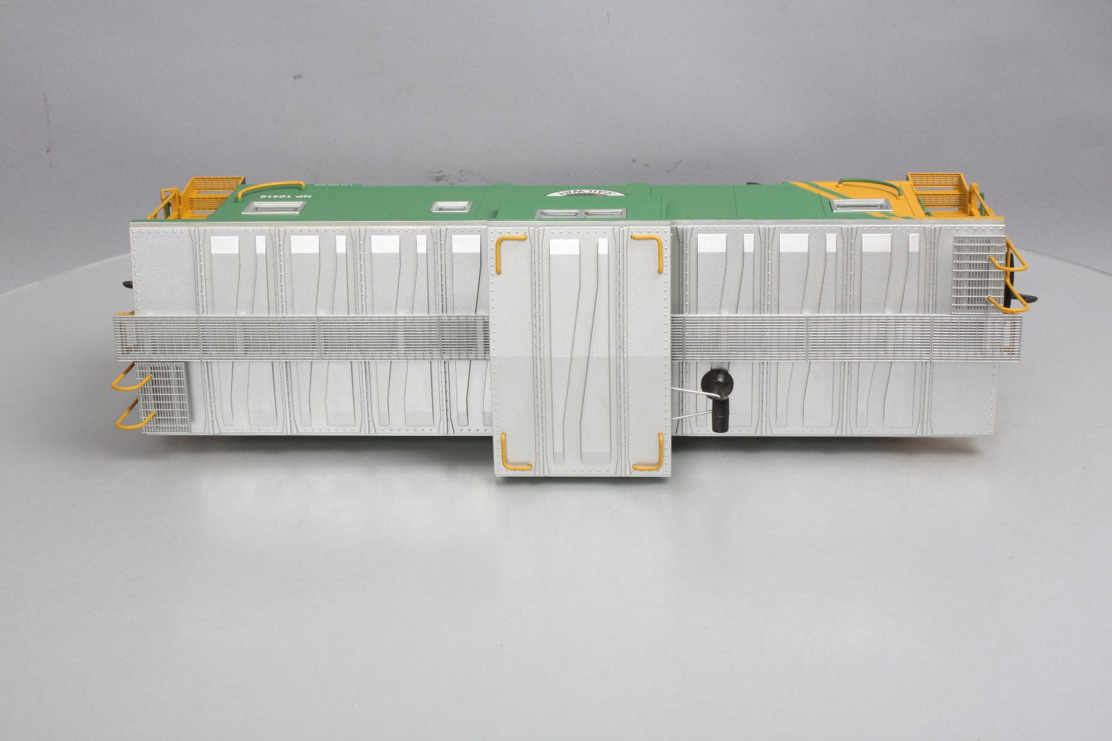 USA Trains R12118 G Northern Pacific Extended Vision Caboose