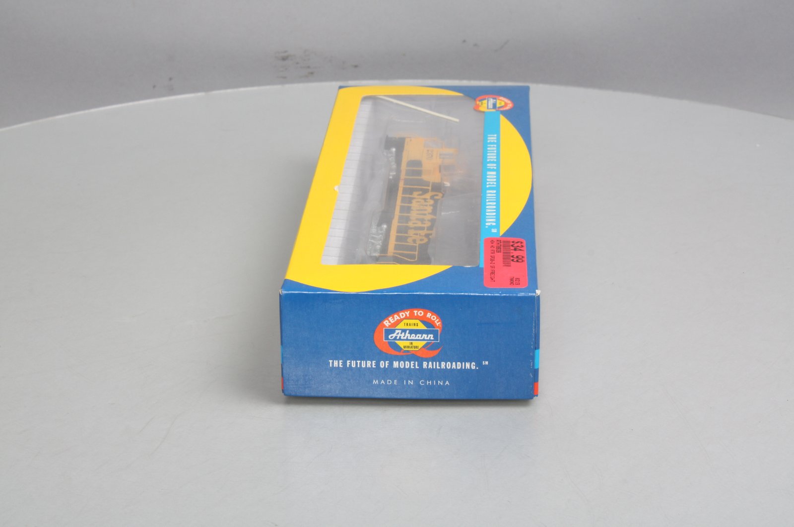 Athearn 78939 HO Santa Fe GP38-2 Diesel Locomotive #2370