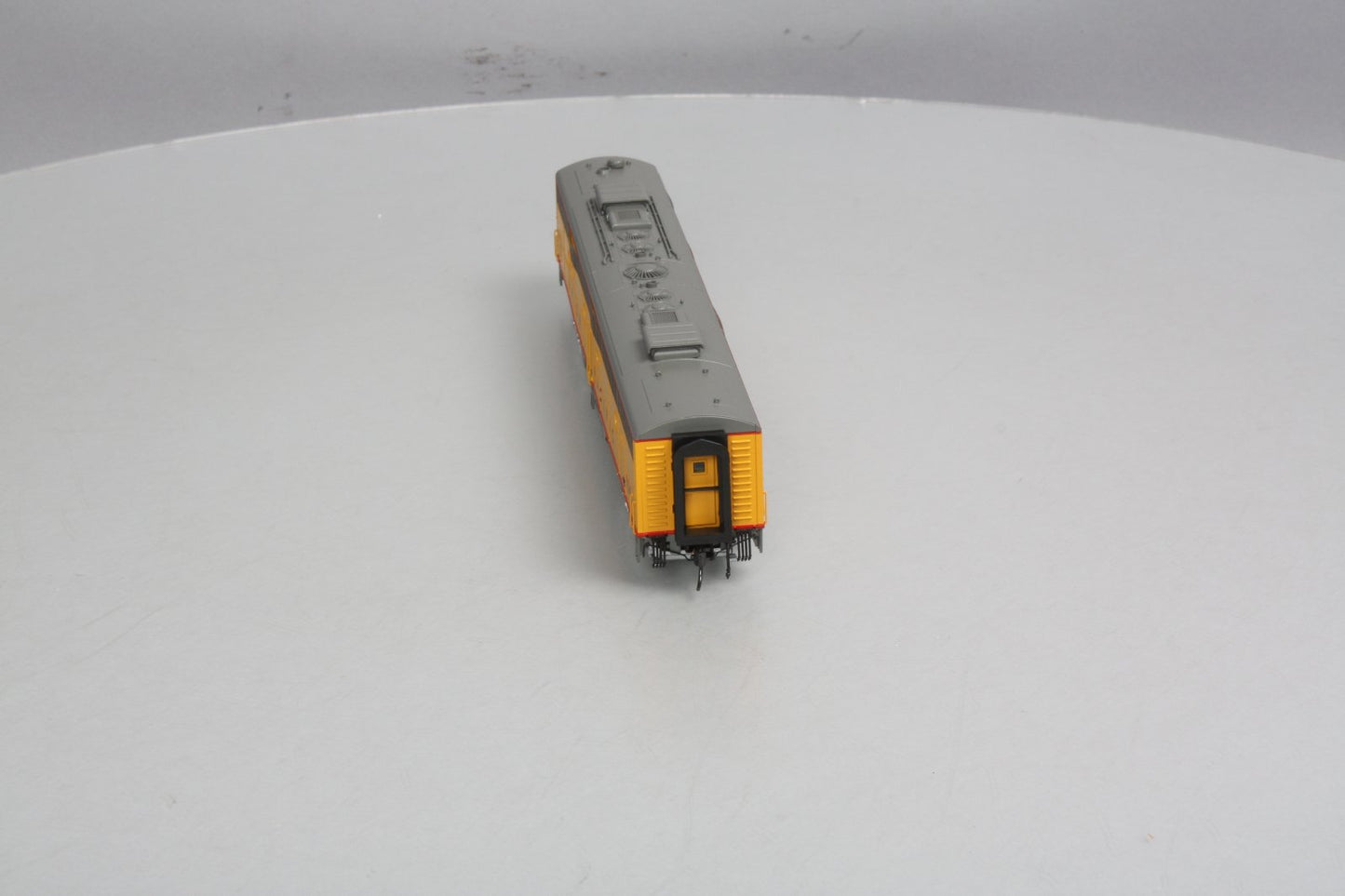 Broadway Limited 331 HO Union Pacific EMD E8B Diesel Locomotive DCC/Sound #930B