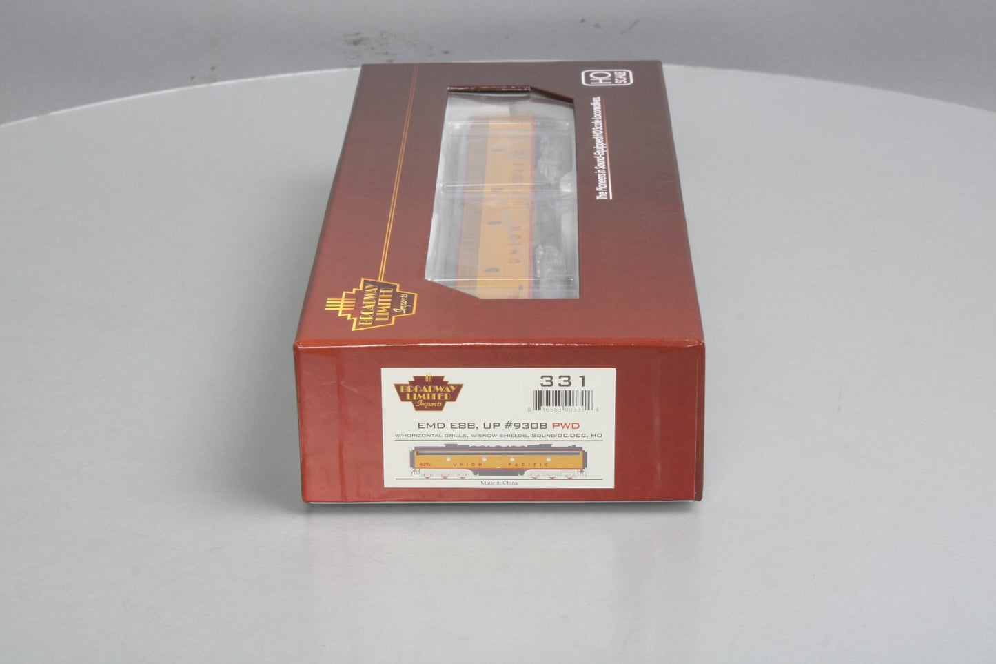Broadway Limited 331 HO Union Pacific EMD E8B Diesel Locomotive DCC/Sound #930B