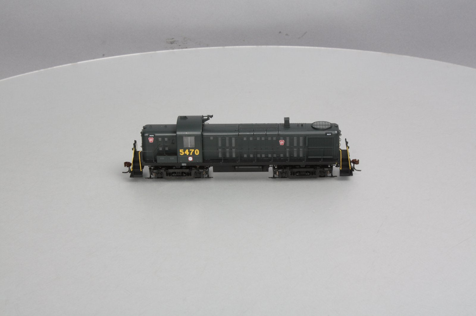 Athearn 94125 HO Pennsylvania Railroad Alco RS-3 Diesel Locomotive #5470