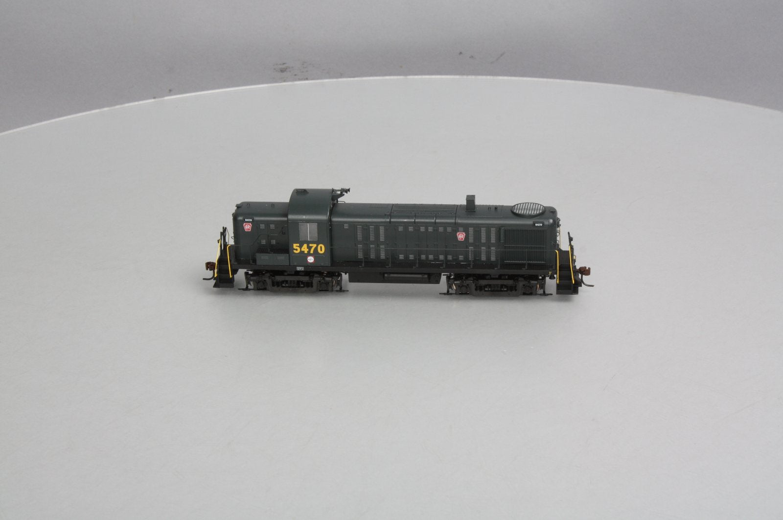Athearn 94125 HO Pennsylvania Railroad Alco RS-3 Diesel Locomotive #5470