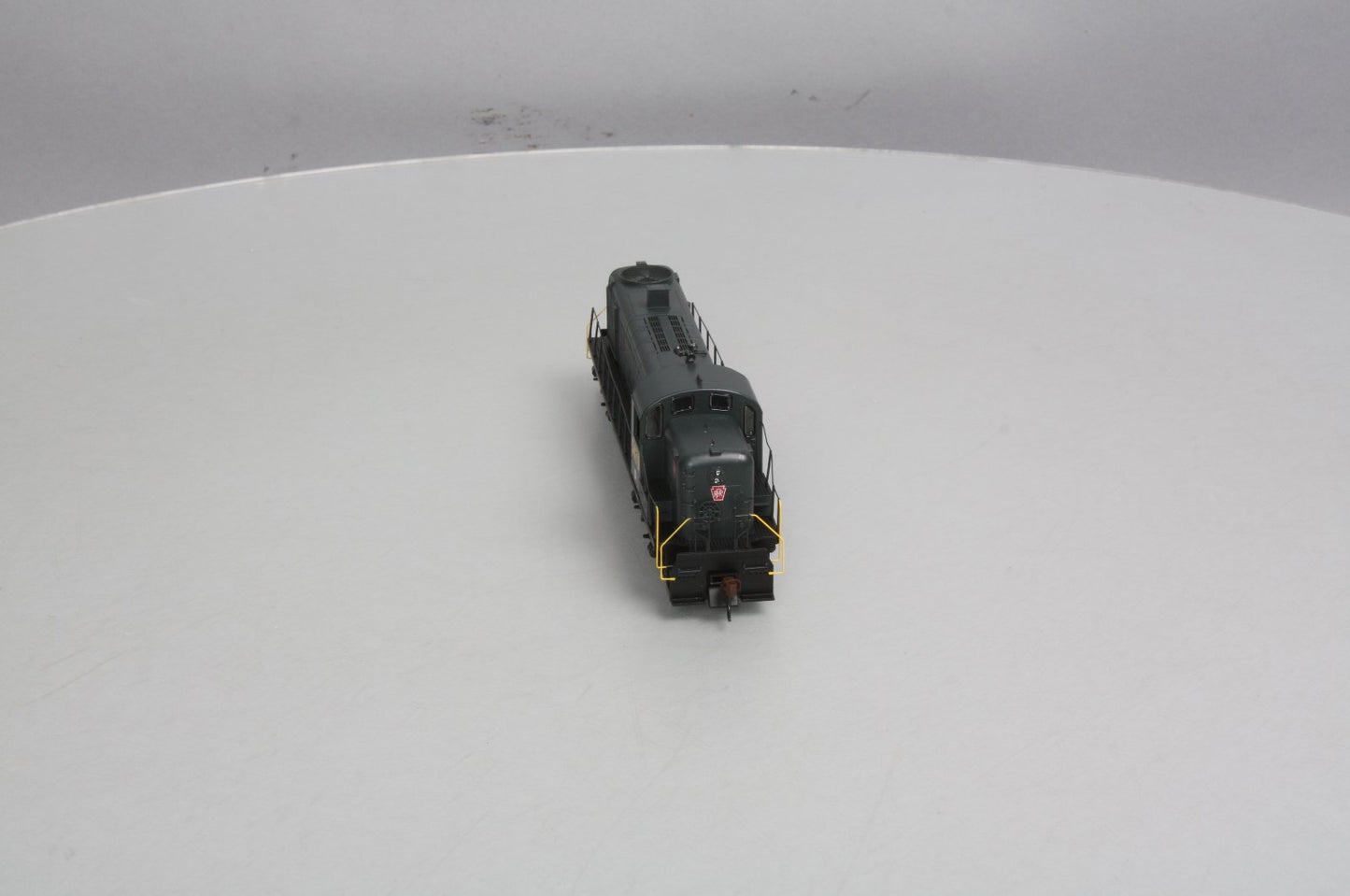 Athearn 94125 HO Pennsylvania Railroad Alco RS-3 Diesel Locomotive #5470