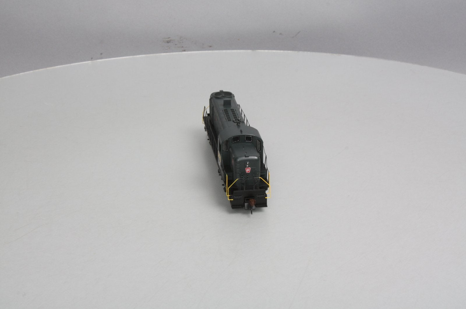 Athearn 94125 HO Pennsylvania Railroad Alco RS-3 Diesel Locomotive #5470
