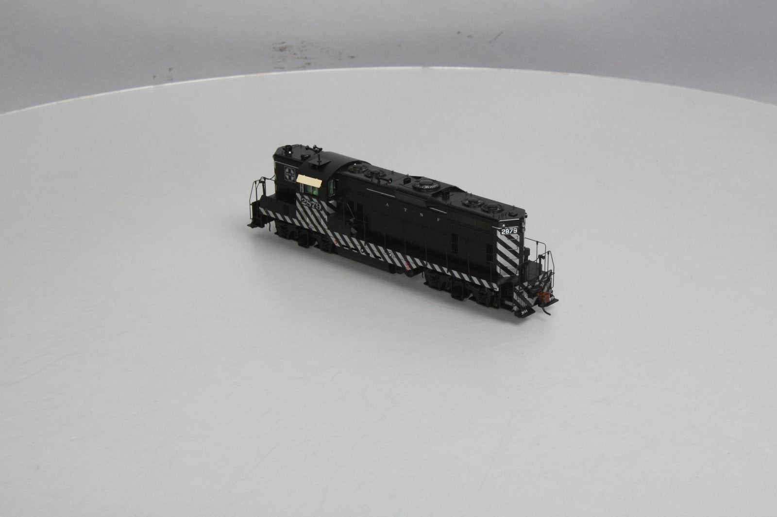 Athearn G62633 HO Santa Fe EMD GP7 Dual Service with DCC & Sound #2879