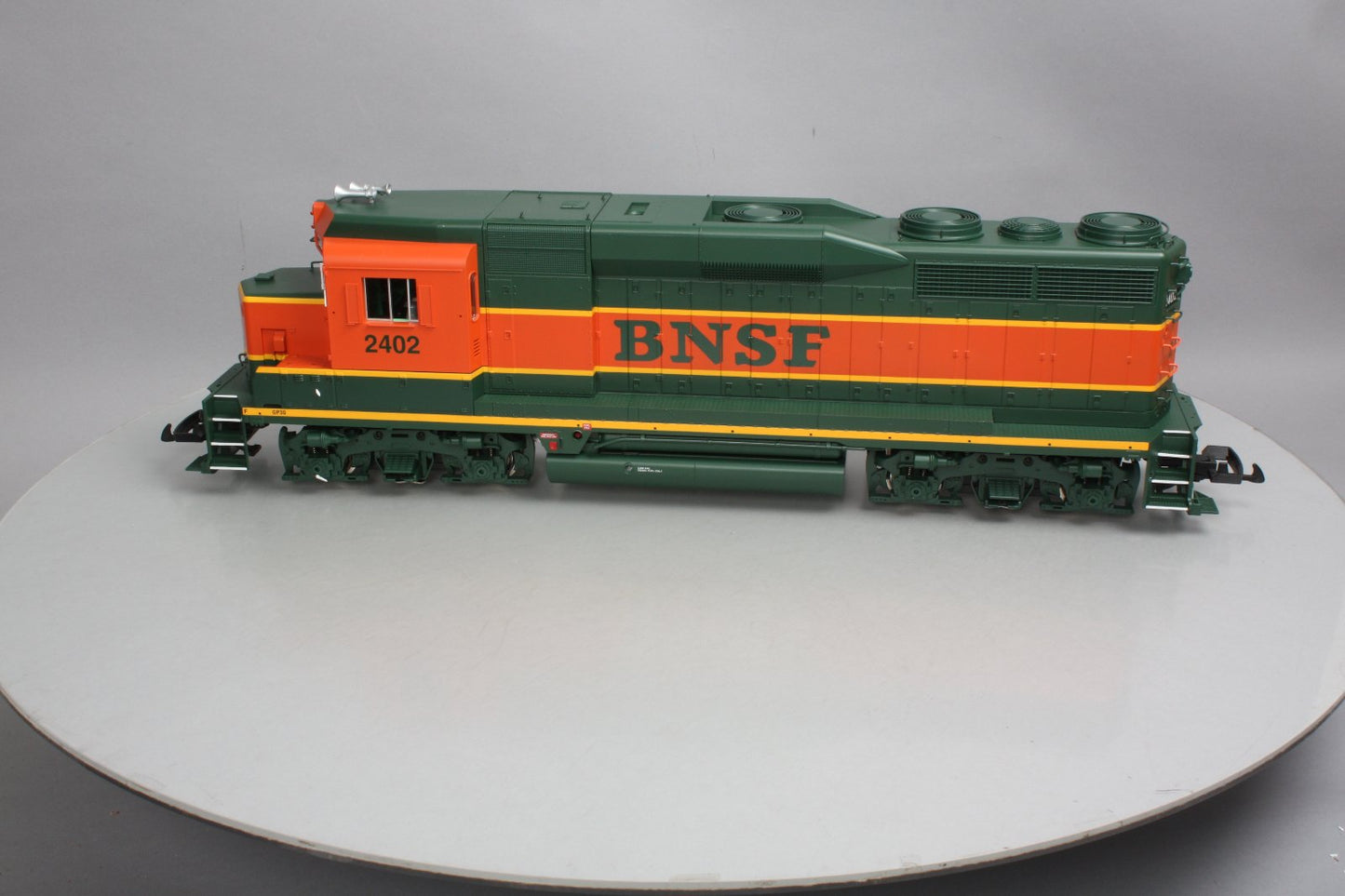 USA Trains R22468 BNSF GP30 Diesel Locomotive