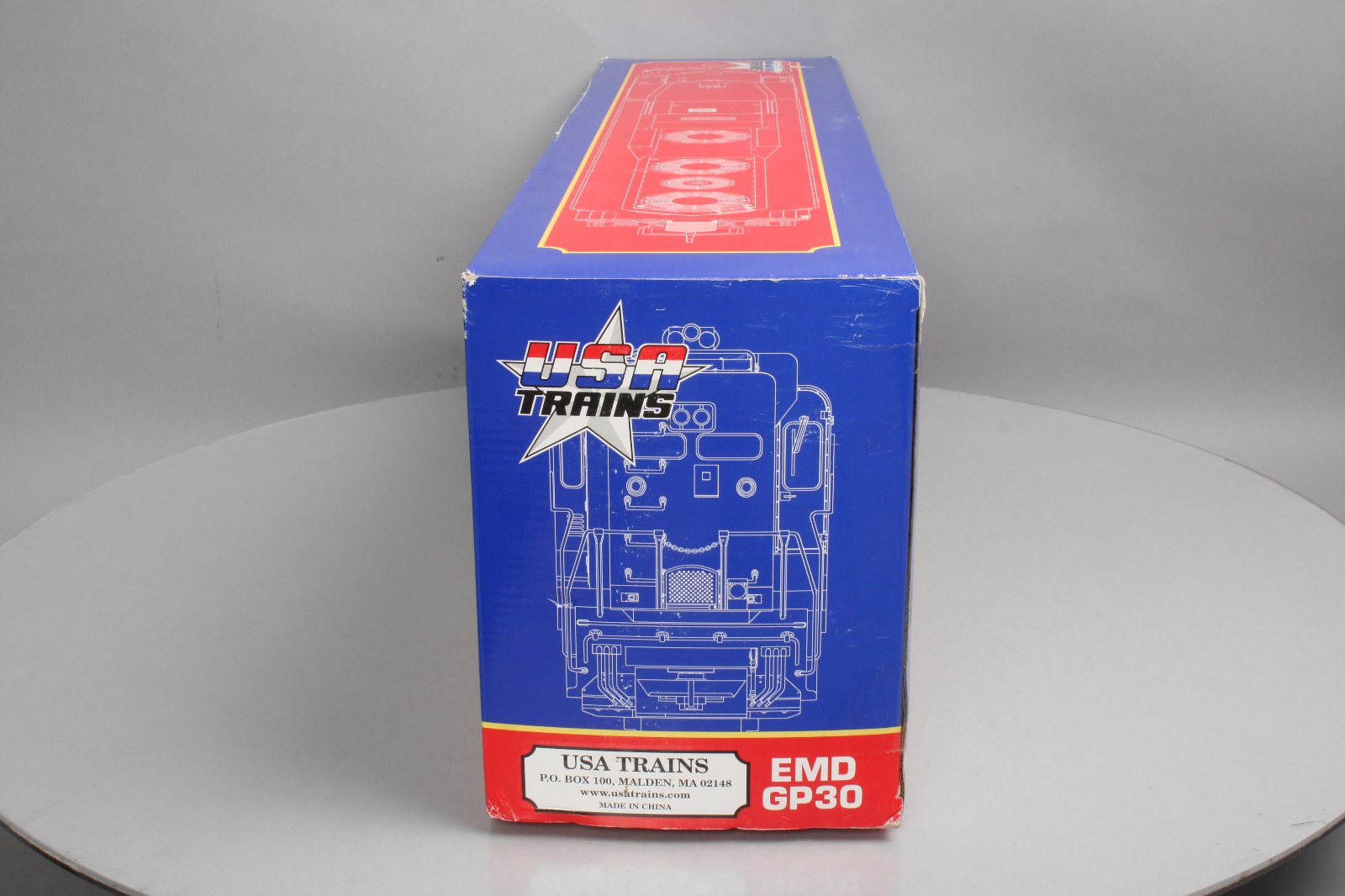 USA Trains R22468 BNSF GP30 Diesel Locomotive