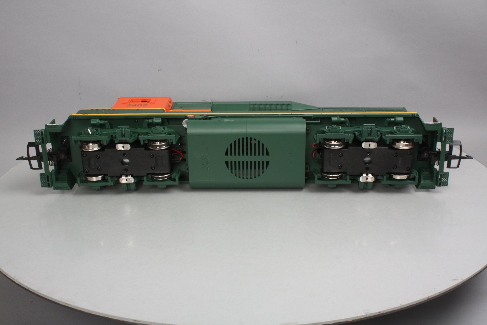 USA Trains R22468 BNSF GP30 Diesel Locomotive