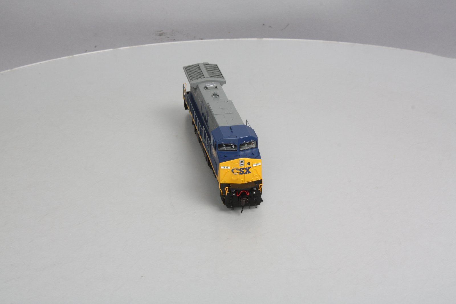 Atlas 9613 HO CSX Master Series Gold GE Dash 8-40CW #7839 w/DCC, Sound