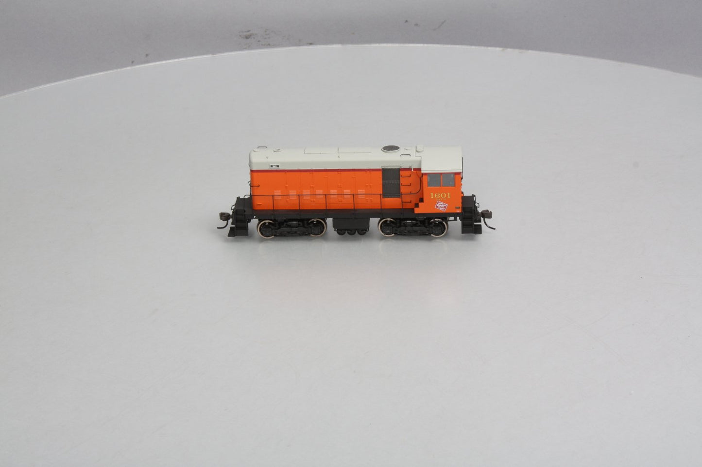 Atlas 10000801 HO Milwaukee Road Alco HH600/660 with DC & Sound #1601