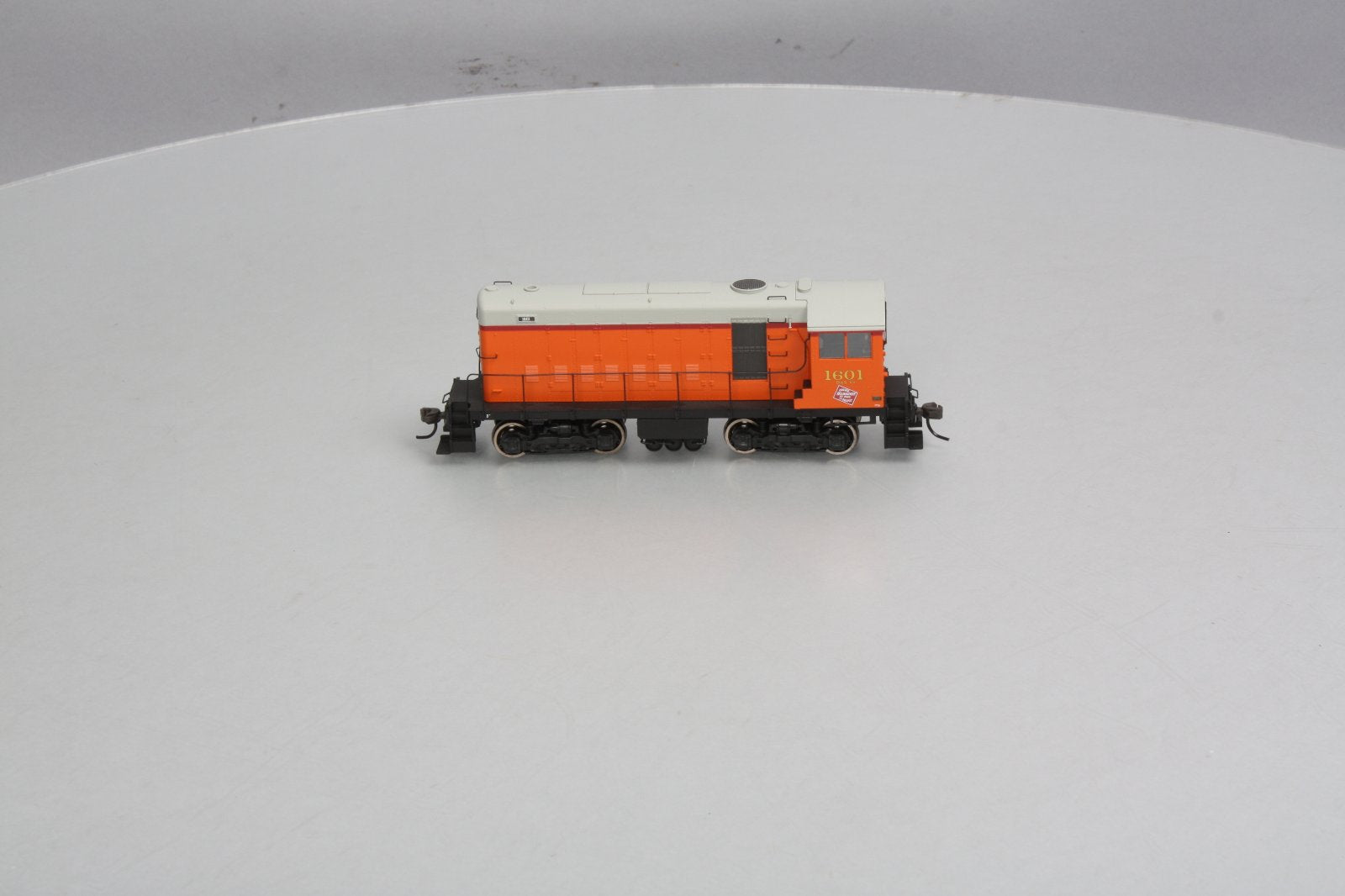 Atlas 10000801 HO Milwaukee Road Alco HH600/660 with DC & Sound #1601