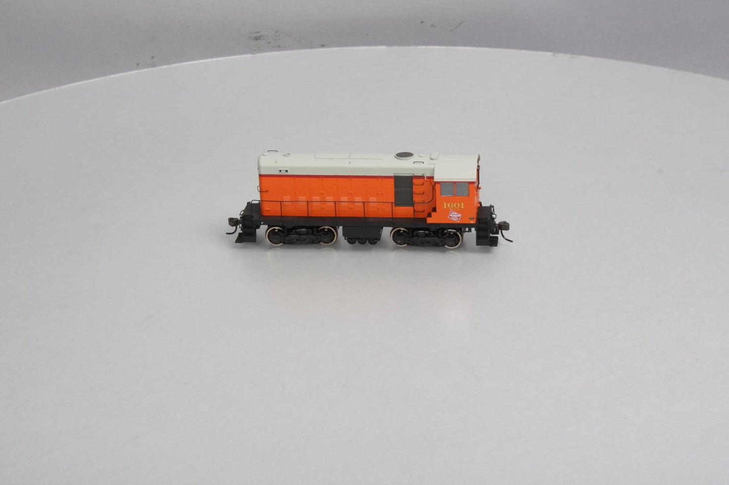 Atlas 10000801 HO Milwaukee Road Alco HH600/660 with DC & Sound #1601