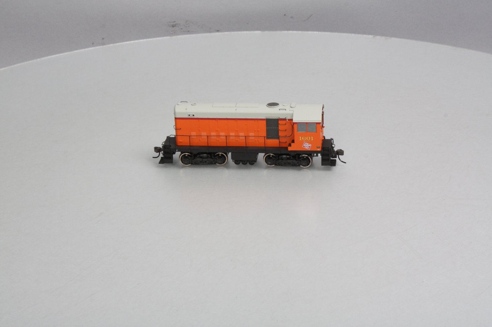 Atlas 10000801 HO Milwaukee Road Alco HH600/660 with DC & Sound #1601