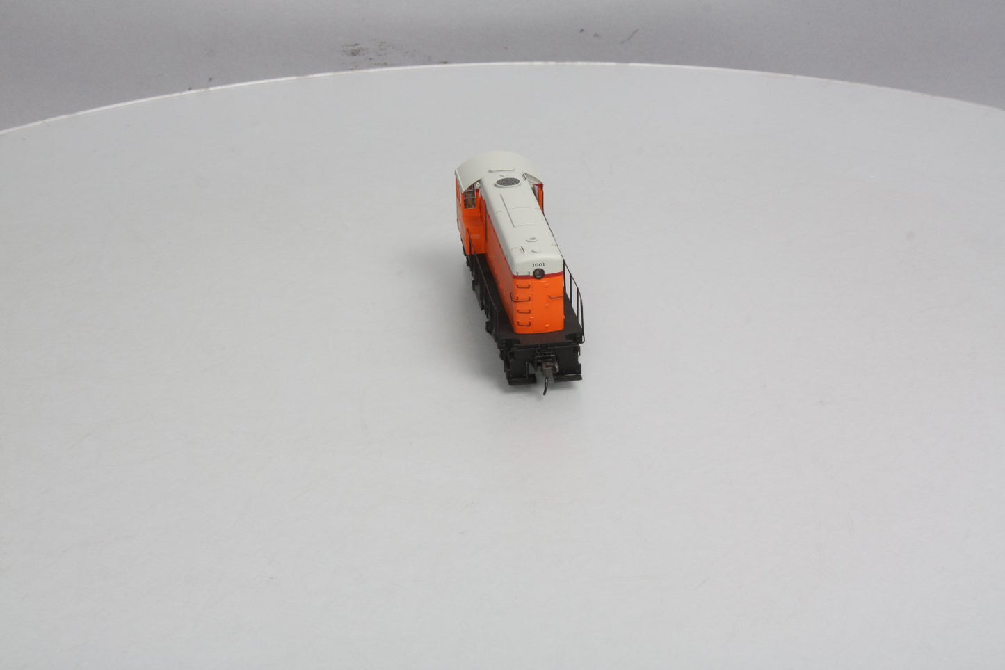 Atlas 10000801 HO Milwaukee Road Alco HH600/660 with DC & Sound #1601