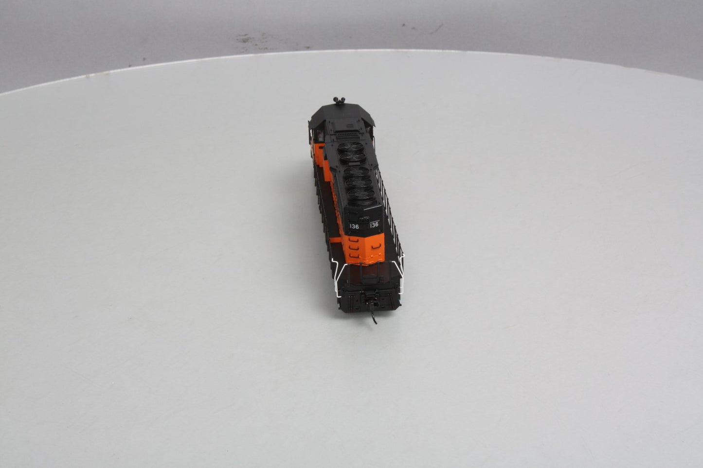 Broadway Limited 5011 HO MILW EMD SD40-2 Low Hood Diesel Locomotive w/Sound #136