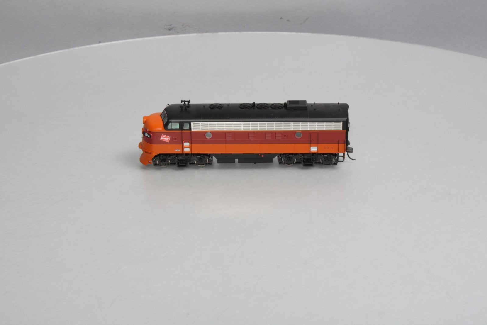 InterMountain 49075S HO Milwaukee Road F-7A Unit Diesel Locomotive with Sound