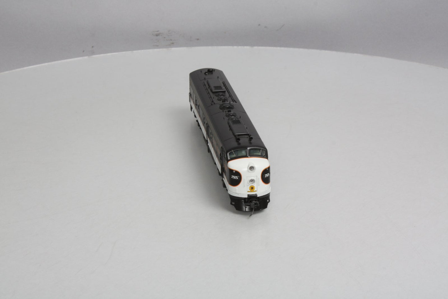 Broadway Limited 461 HO Southern EMD E-8A Unit Diesel Locomotive #2925
