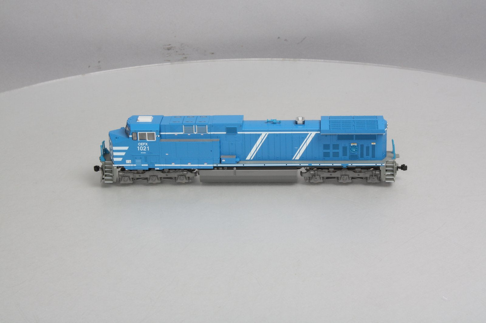 Kato 37-6432 HO Scale CEFX AC4400CW Diesel Locomotive #1021